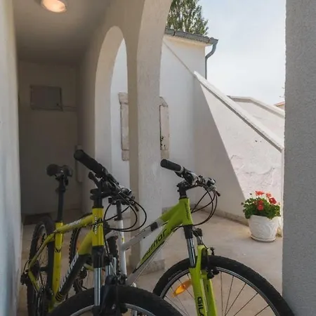 Nyaraló Beach House Mela *
